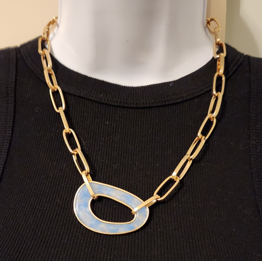 🆕️Goldtone Geometric Necklace